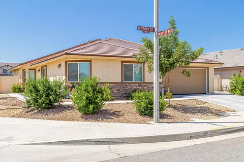 5704 Forry Ct, Lancaster, CA 93536 photo 1