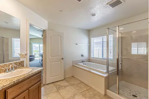 5704 Forry Ct, Lancaster, CA 93536 photo 21