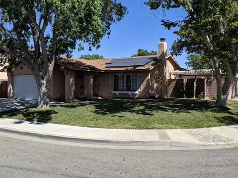 669 Eston Pl, Lancaster, CA 93535 photo 1