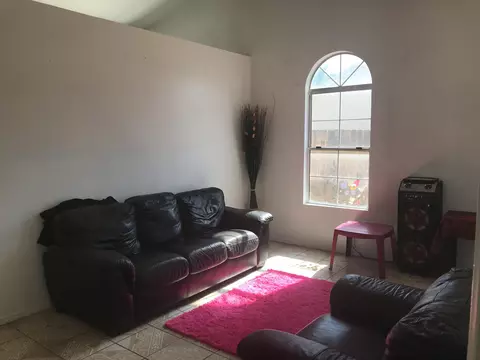 817 Jason Ct, Lancaster, CA 93534 photo 6