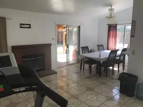 817 Jason Ct, Lancaster, CA 93534 photo 11