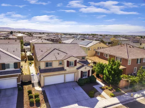 43855 46th St W, Lancaster, CA 93536 photo 3