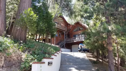 331 Klamath Dr, Lake Arrowhead, CA 92352 photo 1