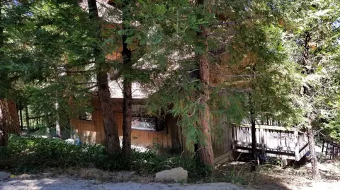 331 Klamath Dr, Lake Arrowhead, CA 92352 photo 8