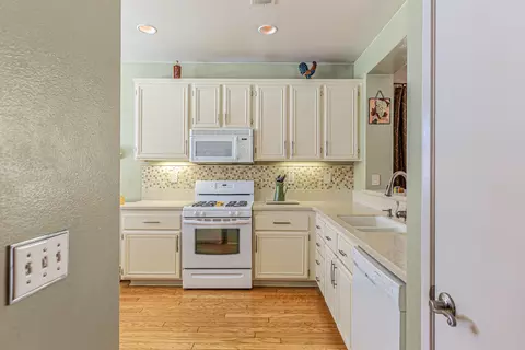 1232 Valiant St, Lancaster, CA 93534 photo 5