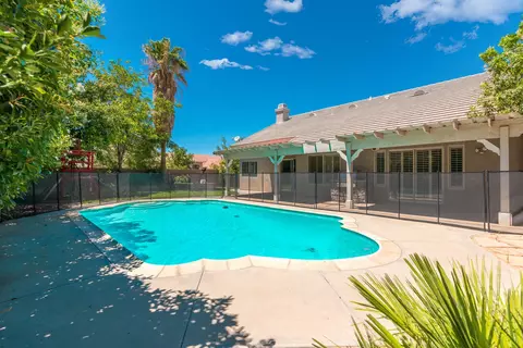 4034 Via Barbara, Lancaster, CA 93536 photo 5