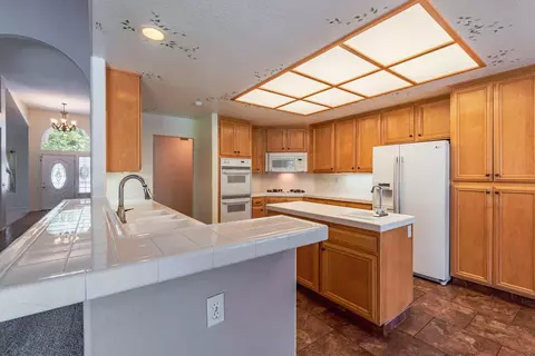 4034 Via Barbara, Lancaster, CA 93536 photo 3