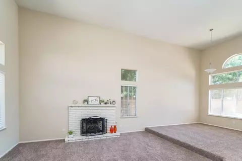 43546 11th St E, Lancaster, CA 93535 photo 4