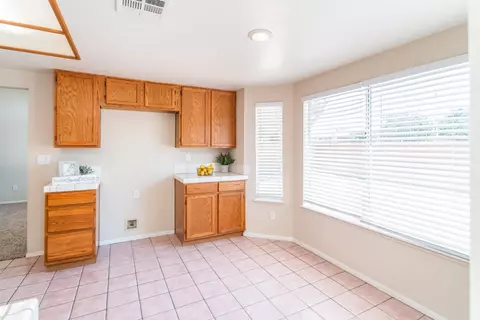 43546 11th St E, Lancaster, CA 93535 photo 9