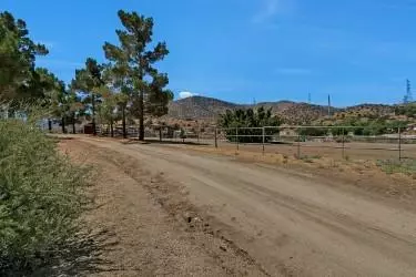 130 Juniper Ridge Ln W, Palmdale, CA 93550 photo 26
