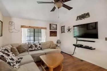 130 Juniper Ridge Ln W, Palmdale, CA 93550 photo 9