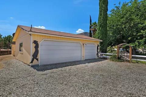 130 Juniper Ridge Ln W, Palmdale, CA 93550 photo 4