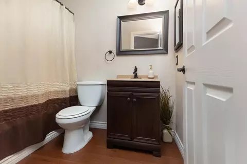 45901 Suffolk Dr, Lancaster, CA 93535 photo 11