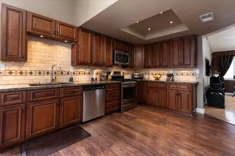 45901 Suffolk Dr, Lancaster, CA 93535 photo 8