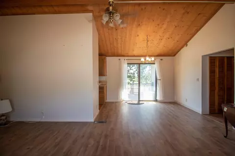 24101 Martingale Way, Tehachapi, CA 93561 photo 15