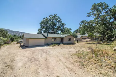 24101 Martingale Way, Tehachapi, CA 93561 photo 1