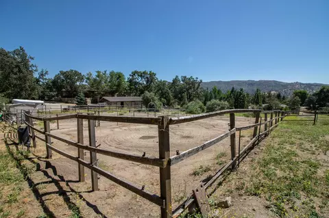 24101 Martingale Way, Tehachapi, CA 93561 photo 30