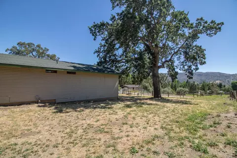 24101 Martingale Way, Tehachapi, CA 93561 photo 37