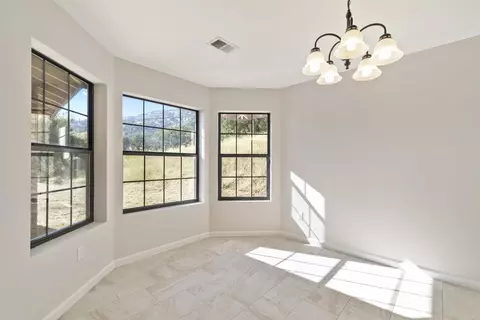 24550 Hart Dr, Tehachapi, CA 93561 photo 6