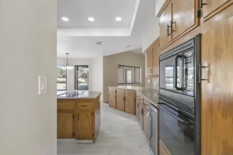24550 Hart Dr, Tehachapi, CA 93561 photo 11