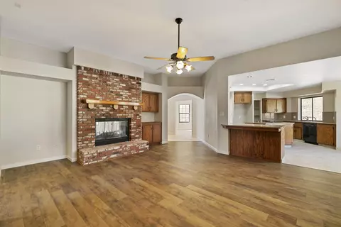 24550 Hart Dr, Tehachapi, CA 93561 photo 13