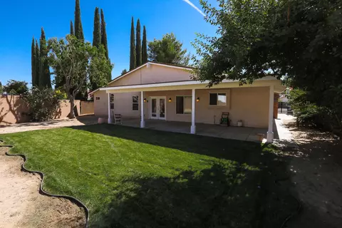 44043 Fenner Ave, Lancaster, CA 93536 photo 35