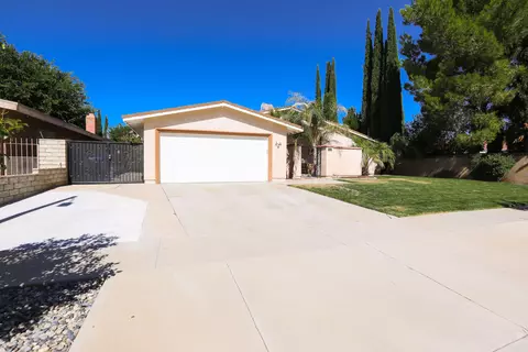 44043 Fenner Ave, Lancaster, CA 93536 photo 3