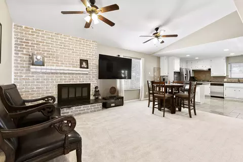 44043 Fenner Ave, Lancaster, CA 93536 photo 16