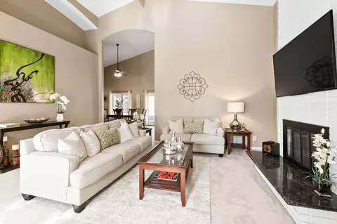 44043 Fenner Ave, Lancaster, CA 93536 photo 5