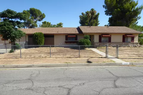 39063 Juniper Tree Rd, Palmdale, CA 93551 photo 2