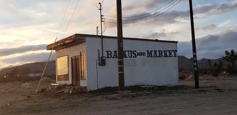 6350 Backus Rd, Mojave, CA 93501 photo 2