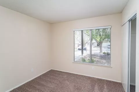 37439 3rd St E, Palmdale, CA 93550 photo 14