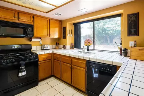37311 26th St E, Palmdale, CA 93550 photo 10