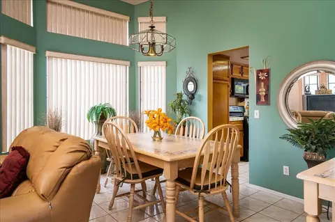 37311 26th St E, Palmdale, CA 93550 photo 7