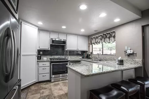 36503 Harold Third St, Palmdale, CA 93550 photo 24
