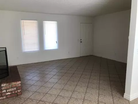 40641 162nd St E, Lancaster, CA 93535 photo 3