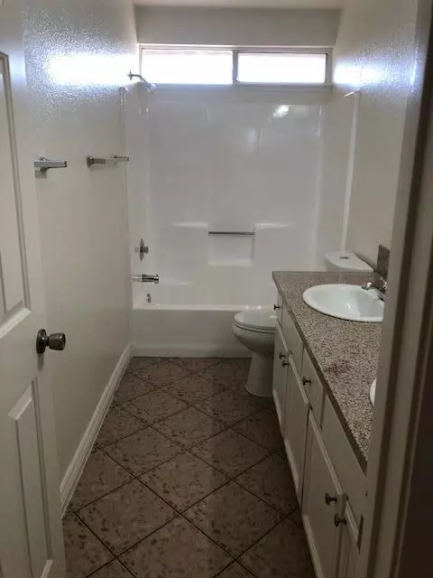 40641 162nd St E, Lancaster, CA 93535 photo 8