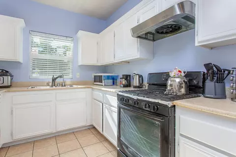44027 Parkview Ln, Lancaster, CA 93535 photo 6