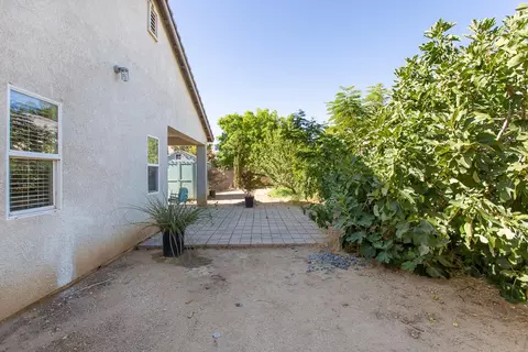 44027 Parkview Ln, Lancaster, CA 93535 photo 20
