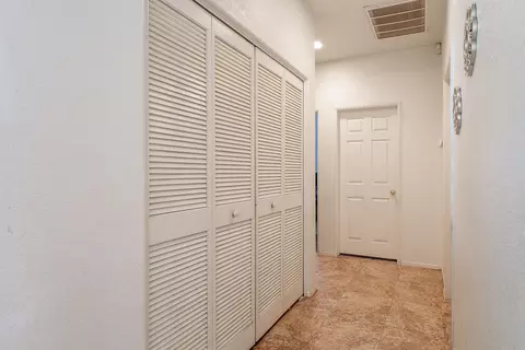 44027 Parkview Ln, Lancaster, CA 93535 photo 10