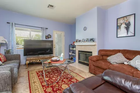 44027 Parkview Ln, Lancaster, CA 93535 photo 8