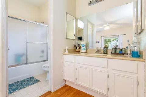 44027 Parkview Ln, Lancaster, CA 93535 photo 13