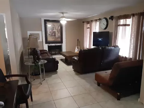 37754 26th St E, Palmdale, CA 93550 photo 3