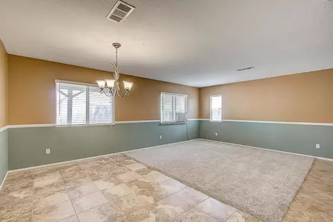 45528 Ruth Ct, Lancaster, CA 93535 photo 5