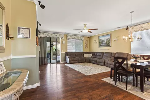 1522 Sutherland St, Lancaster, CA 93534 photo 3