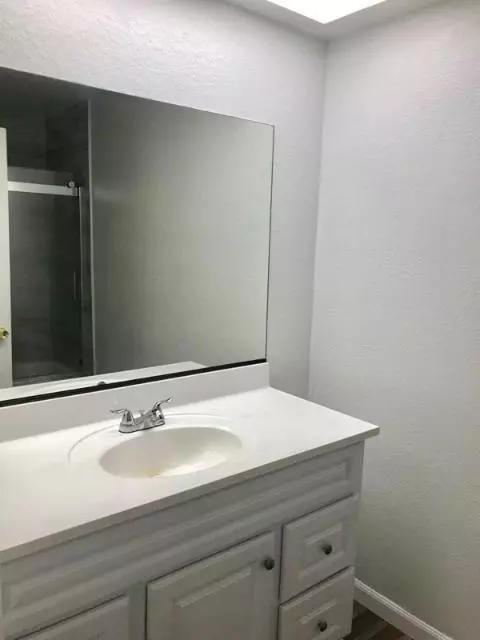 37018 32nd St E, Palmdale, CA 93550 photo 12