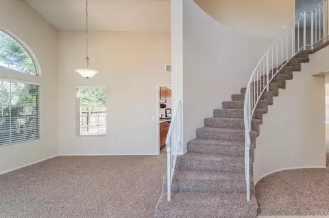 1216 Kettering St E, Lancaster, CA 93535 photo 4
