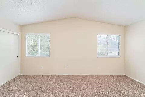 1216 Kettering St E, Lancaster, CA 93535 photo 16