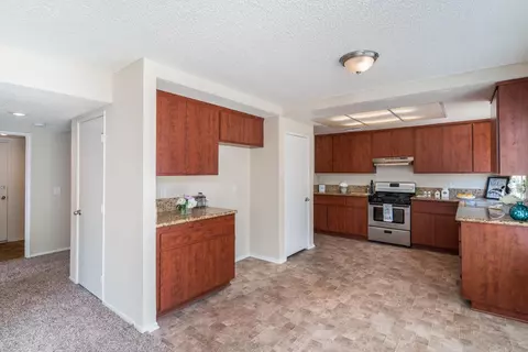 1216 Kettering St E, Lancaster, CA 93535 photo 9