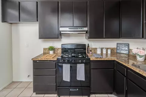43631 30th St E, Lancaster, CA 93535 photo 8